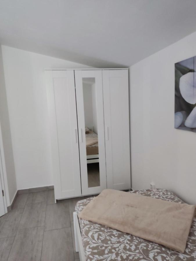 Apartmani Ima Rovanjska Exterior foto